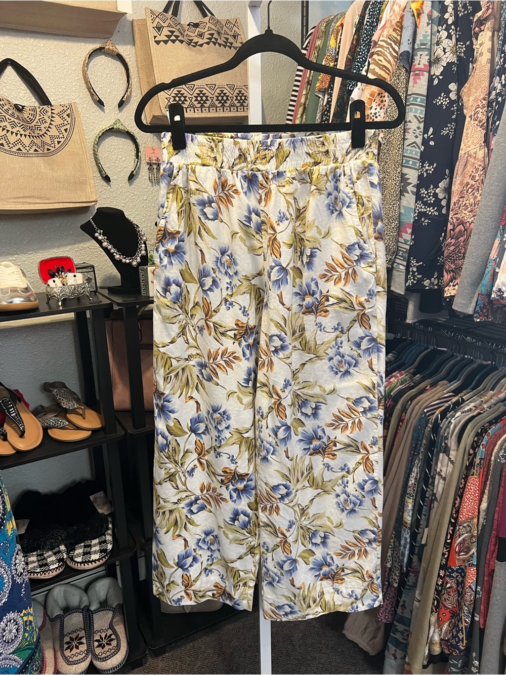 Panama Jack White Floral Print Pants with Blue and Yellow Accents